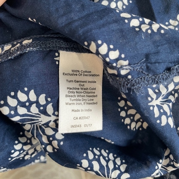 Talbots V-Neck Sheer 3/4 Sleeve Blue Top - Picture 7 of 7